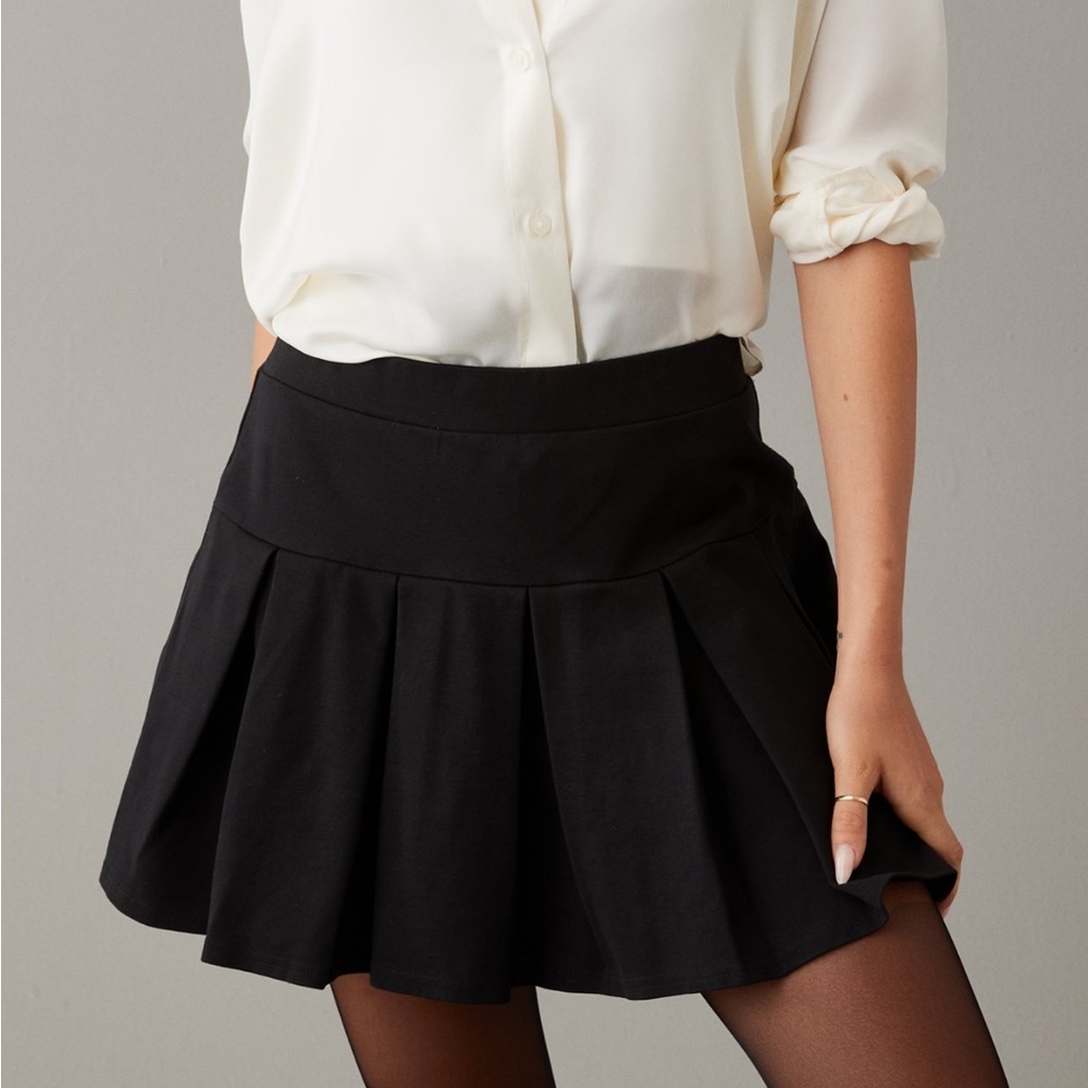 AE Pleated It Knit Skort medium long